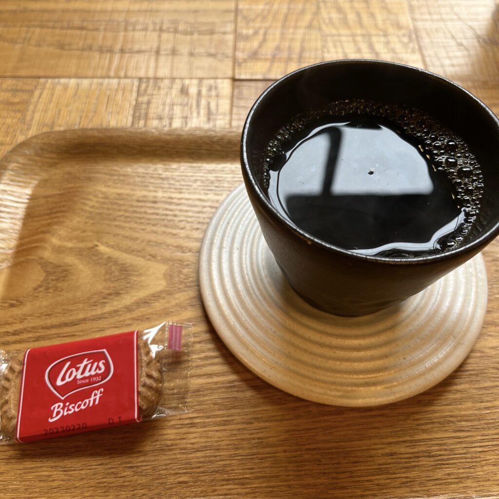 京都のお水で淹れた美味しいコーヒーとクッキー