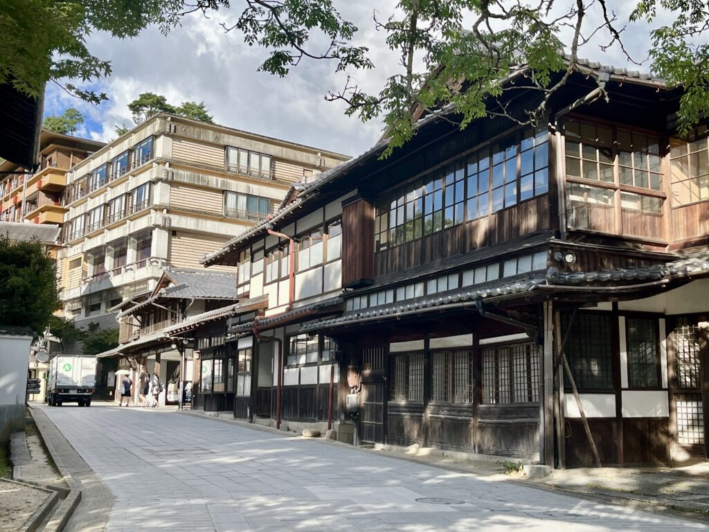 風情のある宮島の建物